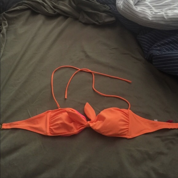 *SOON TO DONATE* VS orange Bikini top (barley worn!) - Picture 5 of 5